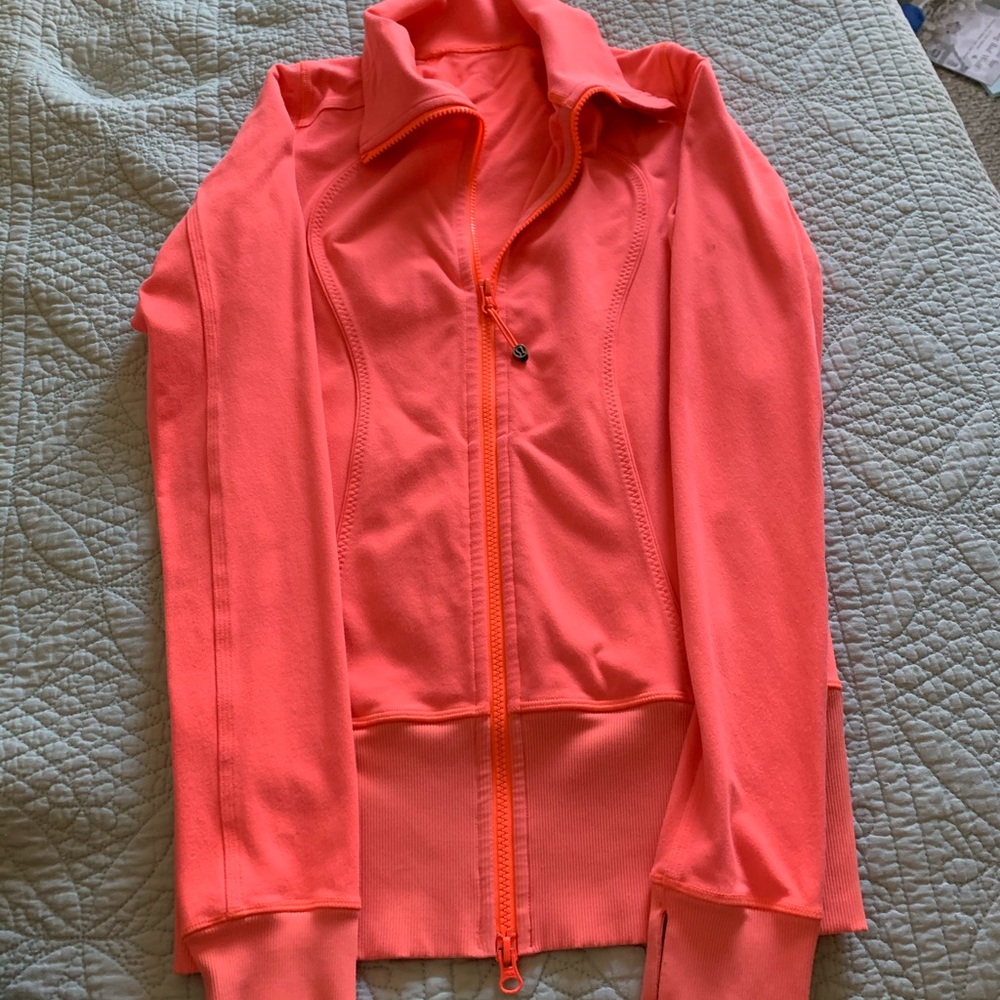 Athleisure at its best! Lululemon zip up